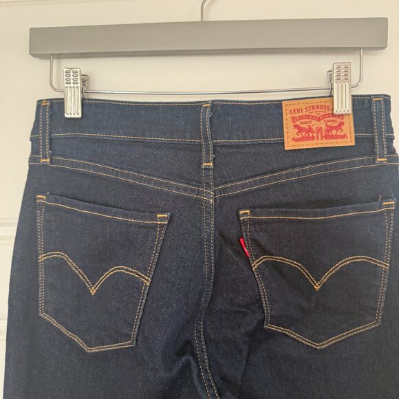 Levi's 725 High Rise Bootcut Jeans 28 x 30 - Picture 8 of 8